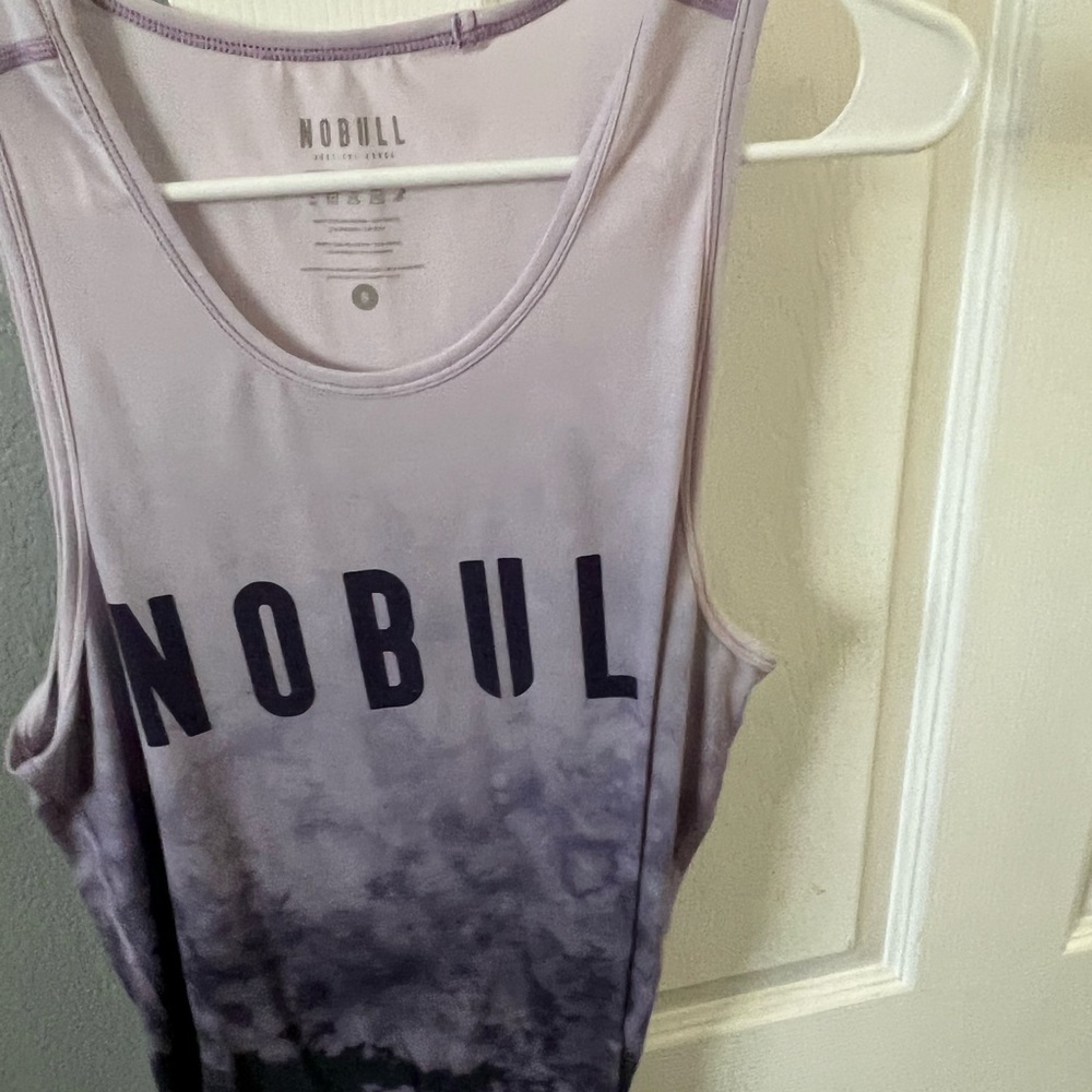 Men’s Nobull tank